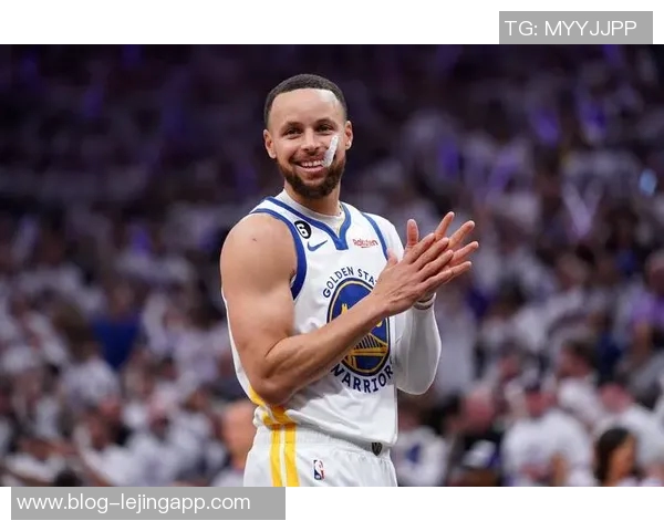 库里强调团队信心与创造机会是赢得比赛的关键策略 库里强调团队信心与创造机会是赢得比赛的关键策略